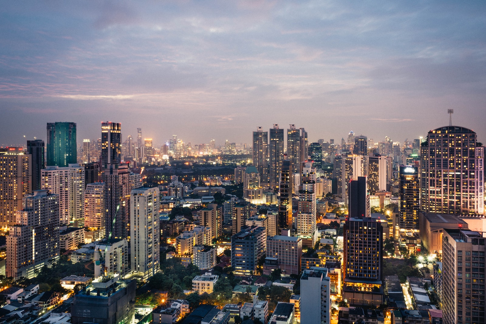 Bangkok: Street Food to Skyscrapers Magic